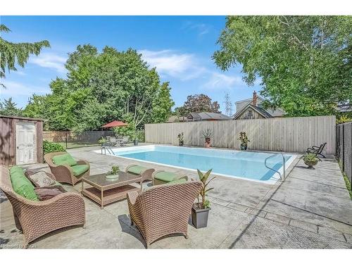 31 Lower Horning Road, Hamilton, ON - Outdoor With In Ground Pool With Deck Patio Veranda With Backyard