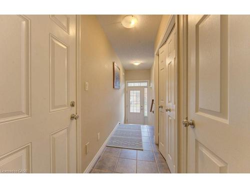 7-330 Dearborn Boulevard, Waterloo, ON - Indoor Photo Showing Other Room