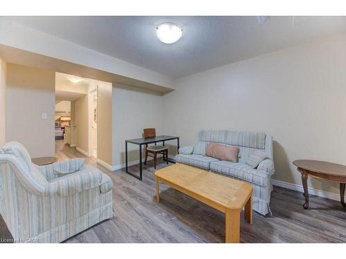 7-330 Dearborn Boulevard, Waterloo, ON - Indoor