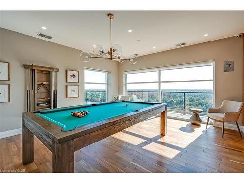 202-1878 Gordon Street, Guelph, ON - Indoor Photo Showing Other Room