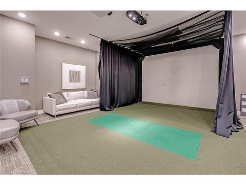 202-1878 Gordon Street, Guelph, ON - Indoor Photo Showing Other Room