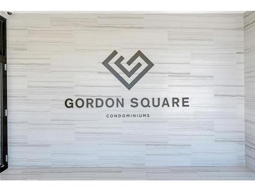 202-1878 Gordon Street, Guelph, ON - Indoor