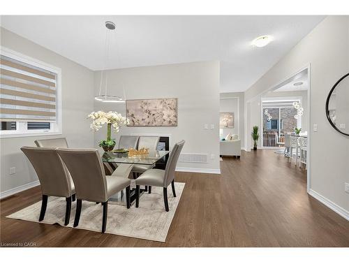 67 Starfire Crescent, Stoney Creek, ON - Indoor Photo Showing Dining Room