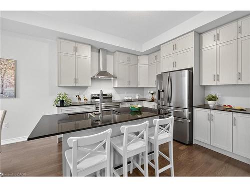 67 Starfire Crescent, Stoney Creek, ON - Indoor Photo Showing Kitchen