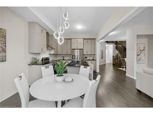 67 Starfire Crescent, Stoney Creek, ON - Indoor Photo Showing Dining Room