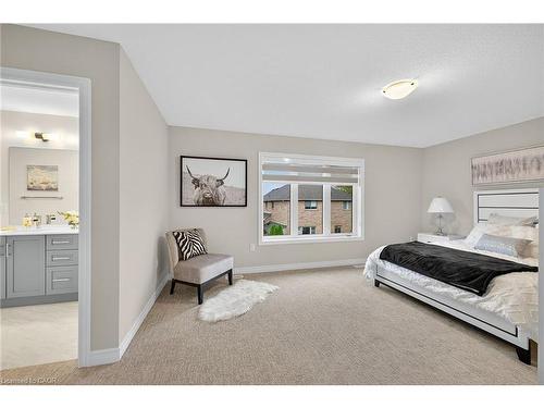 67 Starfire Crescent, Stoney Creek, ON - Indoor Photo Showing Bedroom