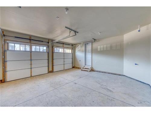 67 Starfire Crescent, Stoney Creek, ON - Indoor Photo Showing Garage