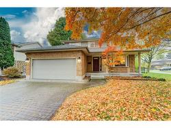 2 Dunnington Court  Kitchener, ON N2A 3M5