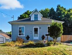 81 Beech Avenue  Cambridge, ON N3C 1X6