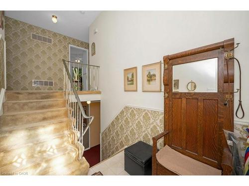 2063 Waters Edge Drive, Oakville, ON - Indoor Photo Showing Other Room