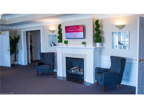 617 King Street N, Waterloo, ON 