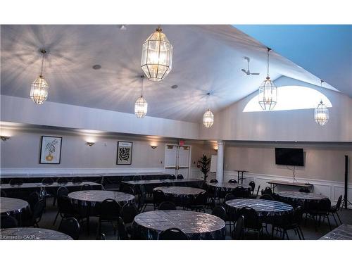 617 King Street N, Waterloo, ON 