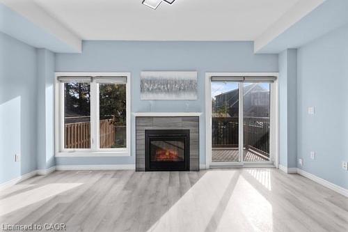 37 Delena Avenue S, Hamilton, ON - Indoor Photo Showing Living Room With Fireplace