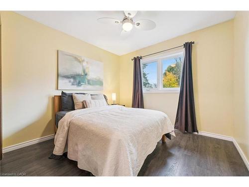 500 Watson Parkway S, Guelph, ON - Indoor Photo Showing Bedroom