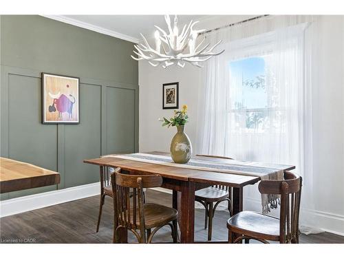 12 Francis Street, Hamilton, ON - Indoor Photo Showing Dining Room