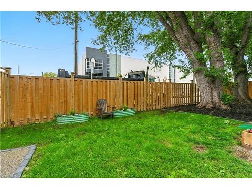 12 Francis Street, Hamilton, ON - Outdoor