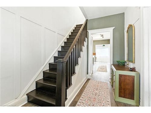 12 Francis Street, Hamilton, ON - Indoor Photo Showing Other Room