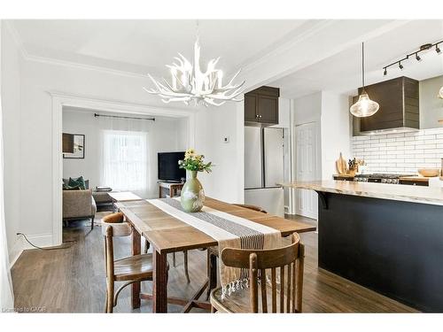 12 Francis Street, Hamilton, ON - Indoor Photo Showing Dining Room