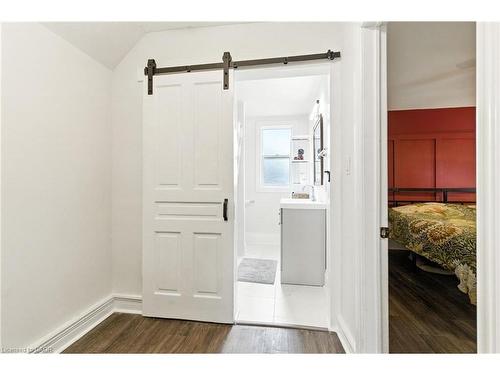 12 Francis Street, Hamilton, ON - Indoor Photo Showing Other Room