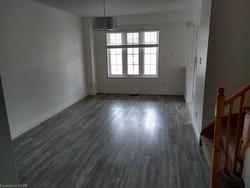 2502 Postmaster Drive  Oakville, ON L6M 5A8