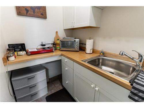 A-210 Wilson Street, Hamilton, ON - Indoor Photo Showing Kitchen