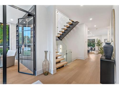 144 Mansfield Drive, Oakville, ON - Indoor Photo Showing Other Room