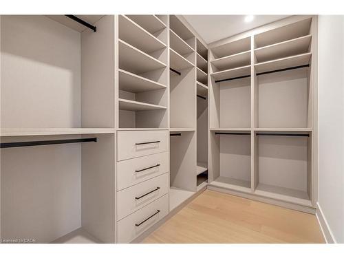 144 Mansfield Drive, Oakville, ON - Indoor With Storage