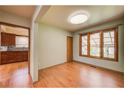 574 Krug Street, Kitchener, ON - Indoor Photo Showing Other Room