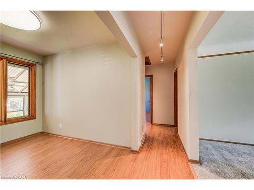 574 Krug Street, Kitchener, ON - Indoor Photo Showing Other Room