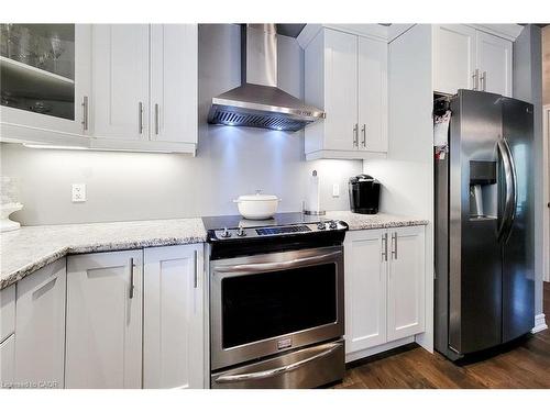 4274 Sixth Avenue, Niagara Falls, ON - Indoor Photo Showing Kitchen