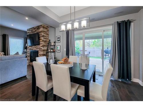 4274 Sixth Avenue, Niagara Falls, ON - Indoor Photo Showing Dining Room With Fireplace