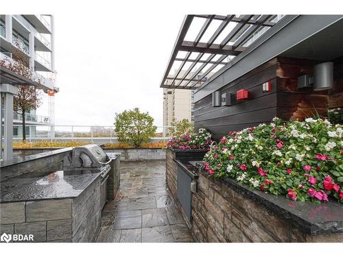 1503-65 Speers Road, Oakville, ON - Outdoor With Exterior