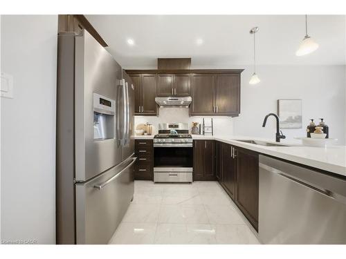 8 Summerberry Way, Hamilton, ON - Indoor Photo Showing Kitchen With Stainless Steel Kitchen With Upgraded Kitchen