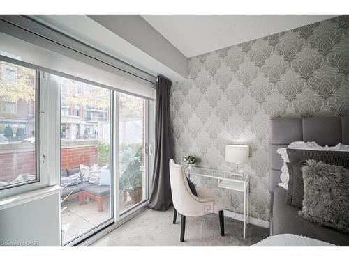 107-80 Port Street E, Mississauga, ON - Indoor