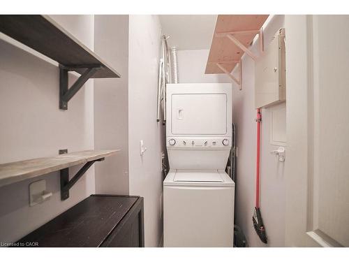 107-80 Port Street E, Mississauga, ON - Indoor Photo Showing Laundry Room