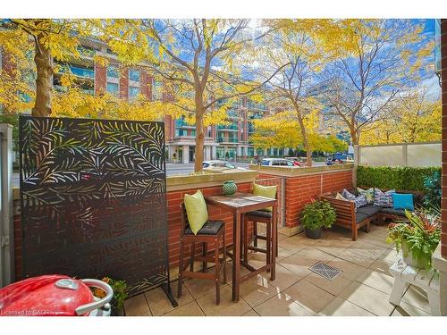 107-80 Port Street E, Mississauga, ON - Outdoor