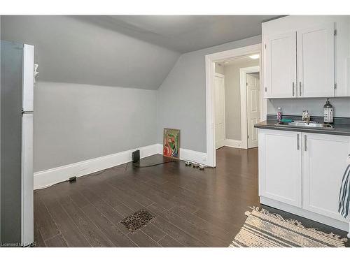 133 Park Row N, Hamilton, ON 