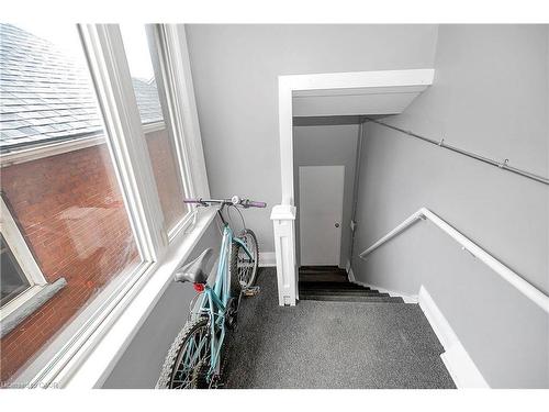 133 Park Row N, Hamilton, ON 