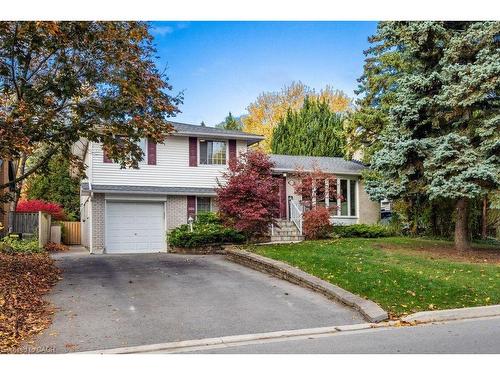 5119 Cherryhill Crescent, Burlington, ON - Outdoor With Facade