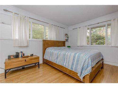 757 Meadow Wood Road, Mississauga, ON - Indoor Photo Showing Bedroom
