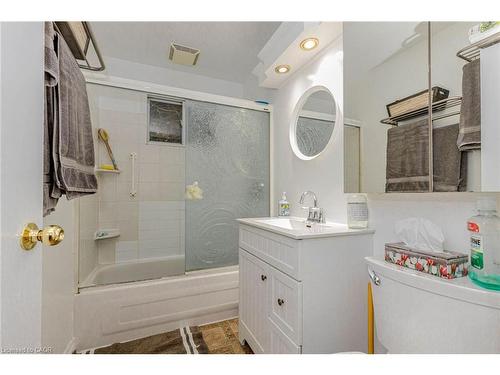 757 Meadow Wood Road, Mississauga, ON - Indoor Photo Showing Bathroom