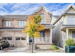 31 Aird Court  Milton, ON L9T 3Y1