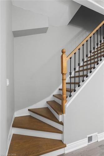 141 Ray Street N, Hamilton, ON - Indoor Photo Showing Other Room