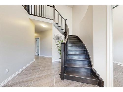 305 Wesley Boulevard, Cambridge, ON - Indoor Photo Showing Other Room