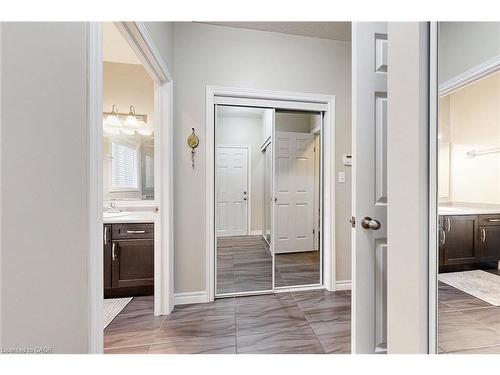 305 Wesley Boulevard, Cambridge, ON - Indoor Photo Showing Other Room