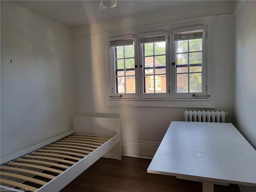 43 Barnesdale Avenue S, Hamilton, ON - Indoor