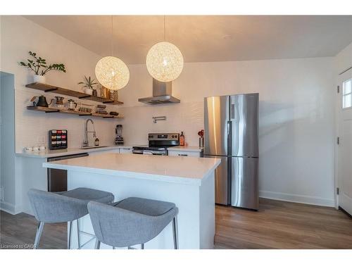 48 Frederick Avenue, Hamilton, ON - Indoor Photo Showing Other Room