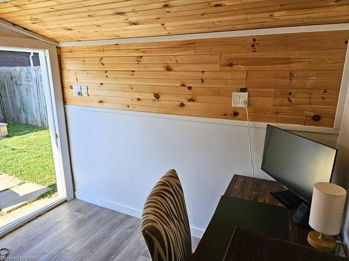 48 Frederick Avenue, Hamilton, ON - Indoor Photo Showing Other Room