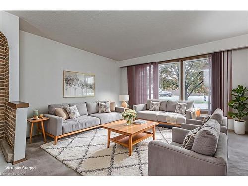 4048 Longmoor Drive, Burlington, ON - Indoor Photo Showing Living Room