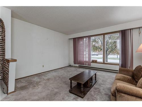 4048 Longmoor Drive, Burlington, ON - Indoor